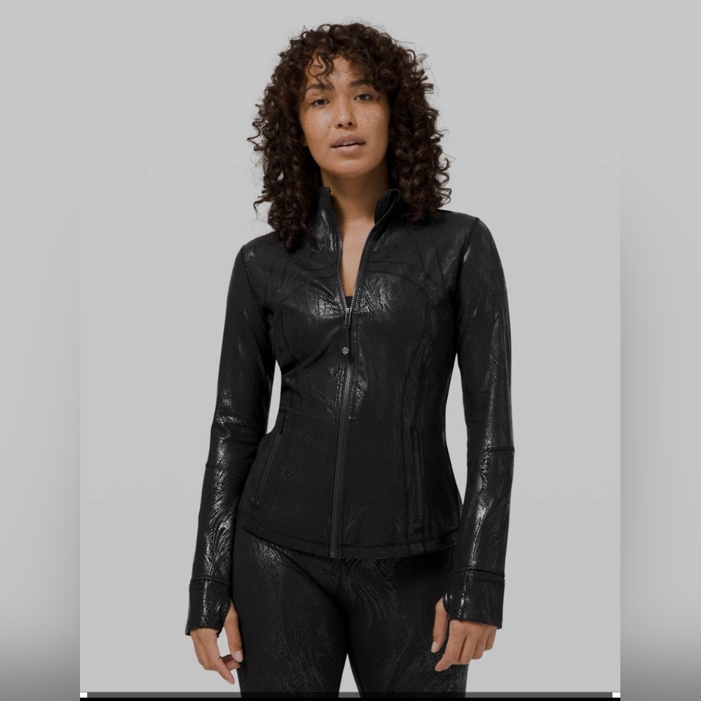 NWT Special Edition Define Shine Acclimatize Black 10 Jacket